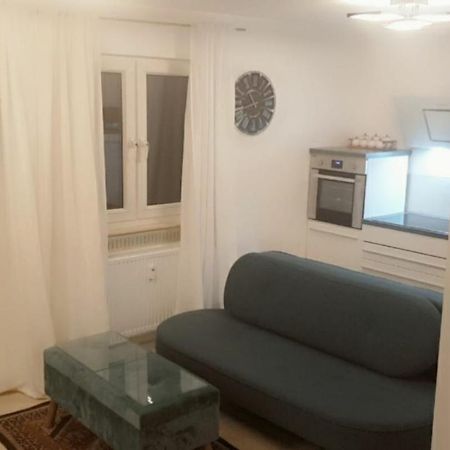 Apartment Mit Schoener, Moderner Einrichtung Köln Exterior foto