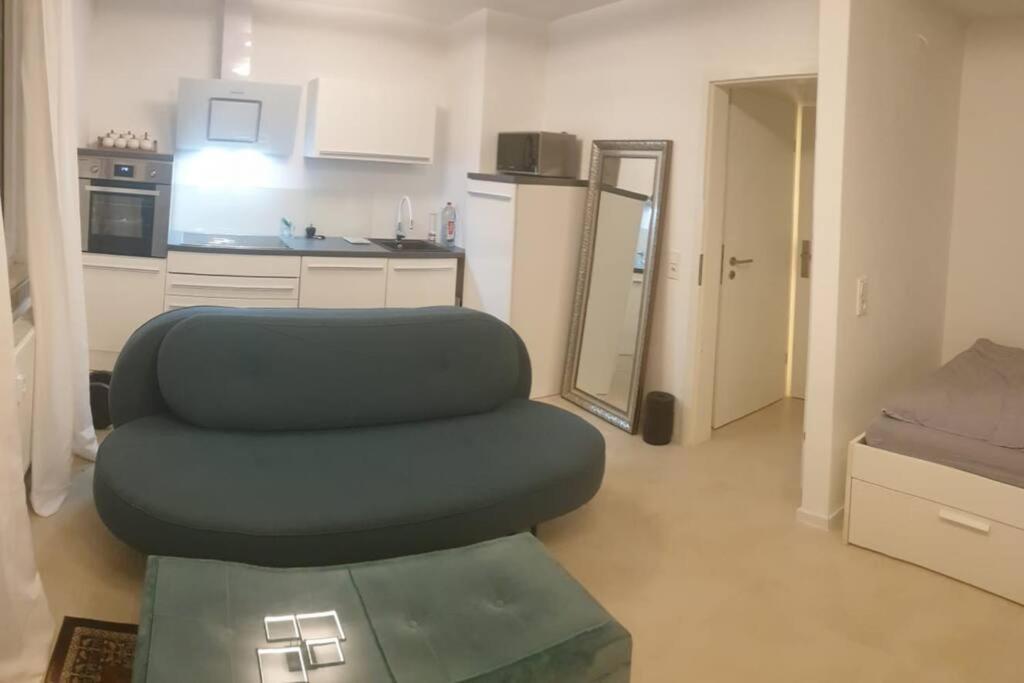 Apartment Mit Schoener, Moderner Einrichtung Köln Exterior foto